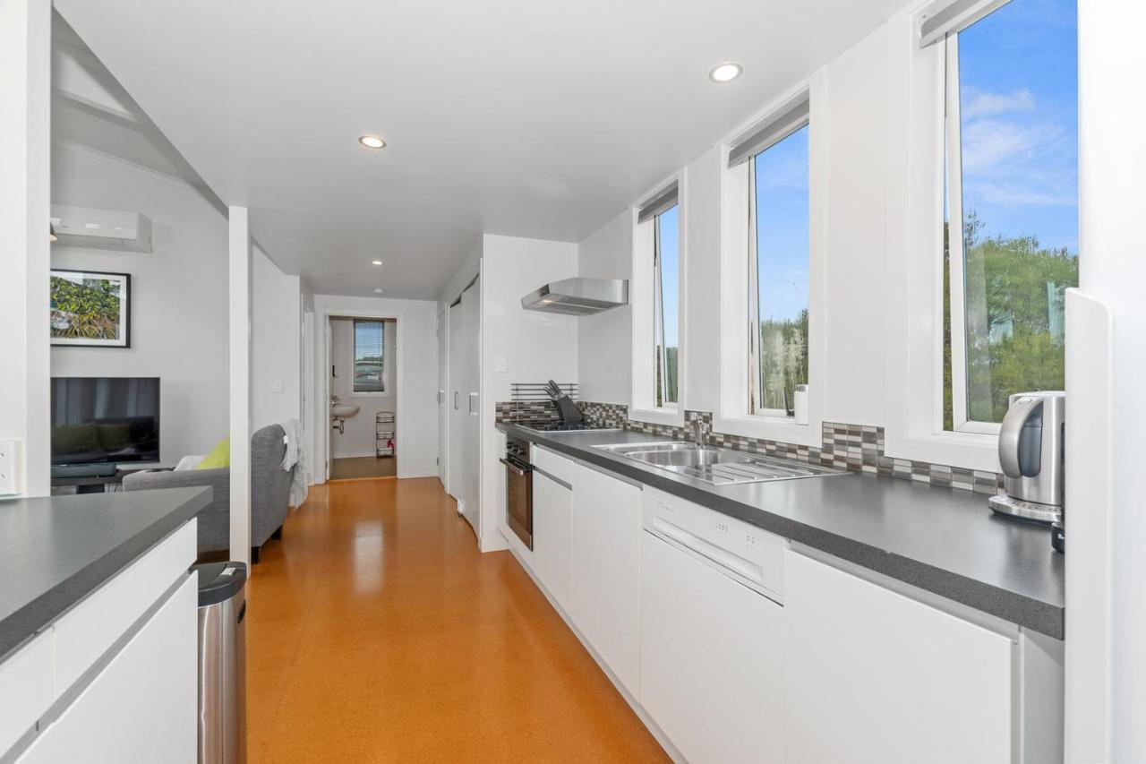 Paroa Bay Chalets - Te Whare Tui Russell Zewnętrze zdjęcie