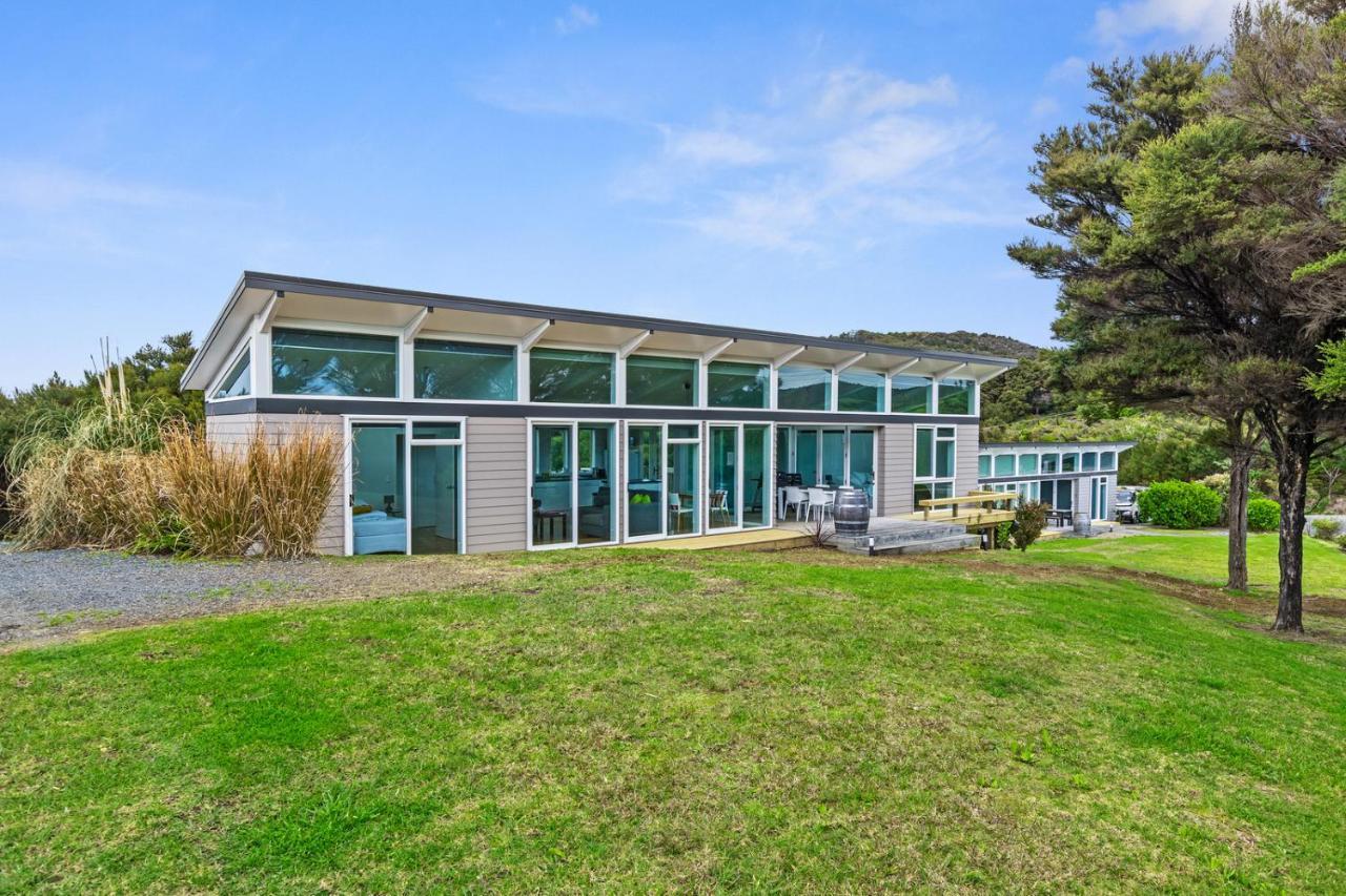 Paroa Bay Chalets - Te Whare Tui Russell Zewnętrze zdjęcie