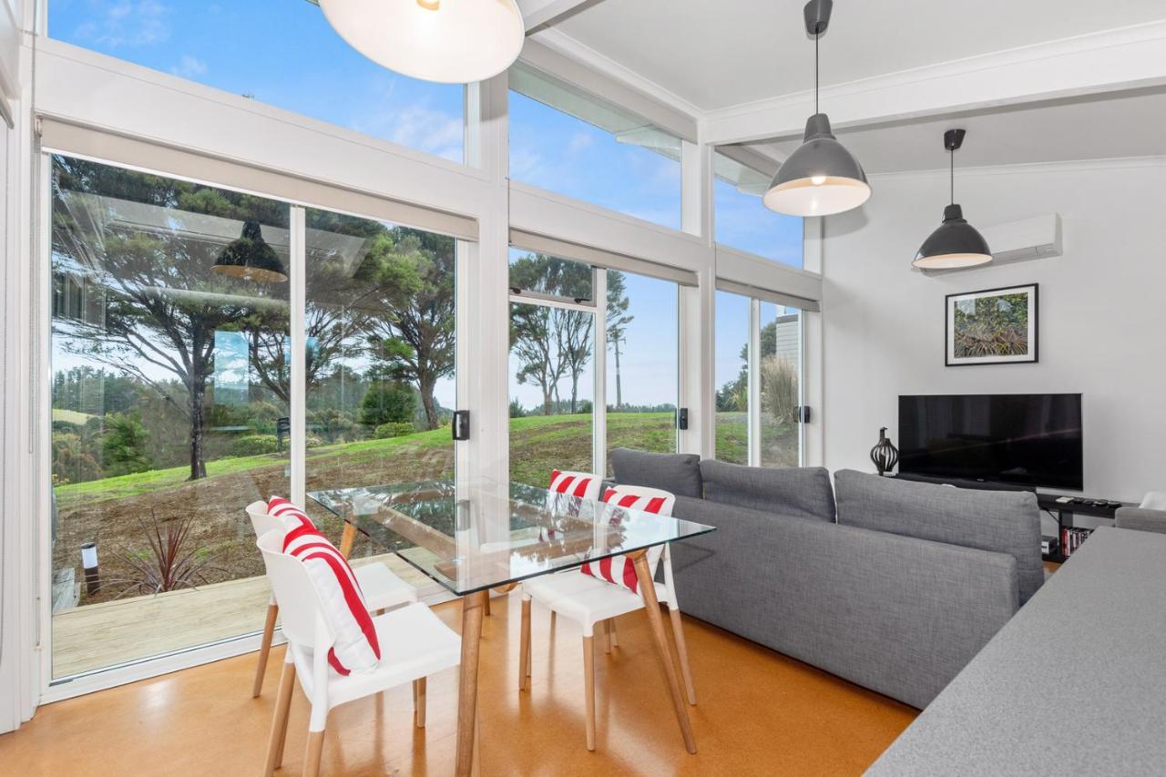 Paroa Bay Chalets - Te Whare Tui Russell Zewnętrze zdjęcie