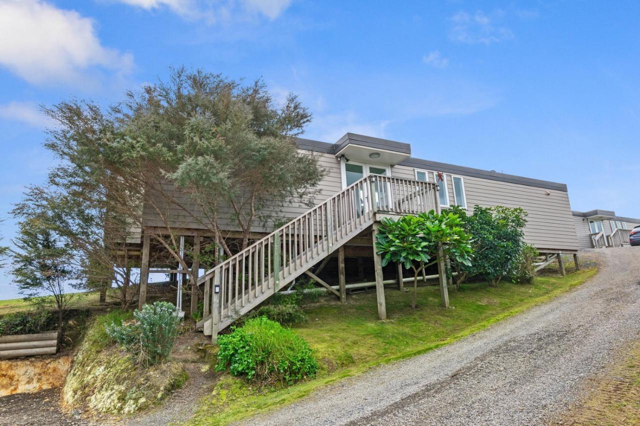 Paroa Bay Chalets - Te Whare Tui Russell Zewnętrze zdjęcie