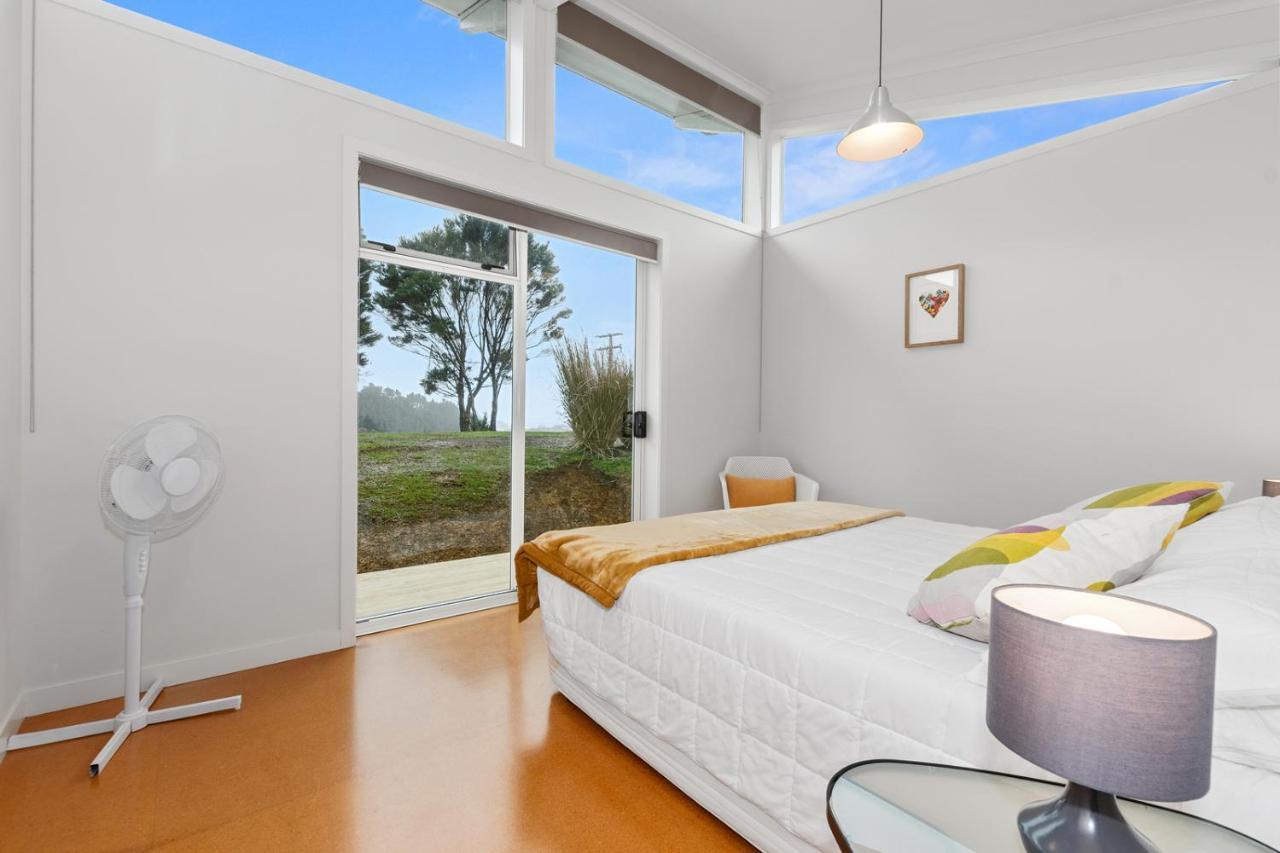 Paroa Bay Chalets - Te Whare Tui Russell Zewnętrze zdjęcie