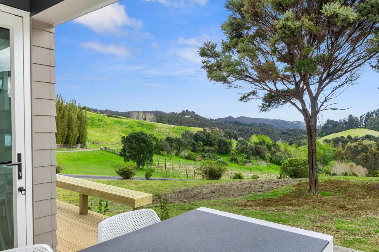 Paroa Bay Chalets - Te Whare Tui Russell Zewnętrze zdjęcie