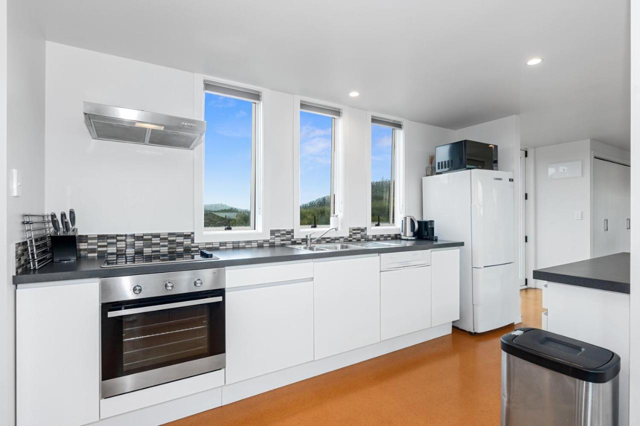Paroa Bay Chalets - Te Whare Tui Russell Zewnętrze zdjęcie